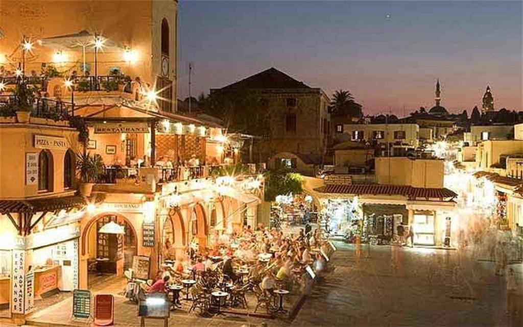 Apartamento 3 Charites Old Town Rhodes City Exterior foto