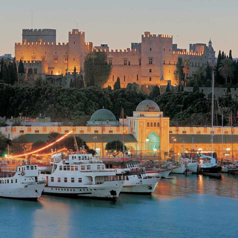 Apartamento 3 Charites Old Town Rhodes City Exterior foto